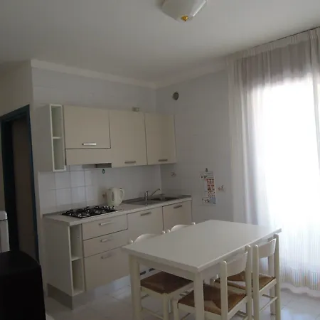 Great With Balcony Διαμέρισμα