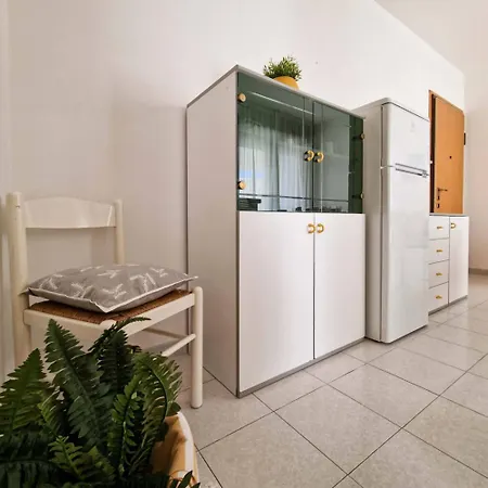 Διαμέρισμα Great With Balcony Μπιμπιόνε