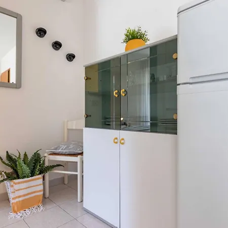 Great With Balcony Μπιμπιόνε